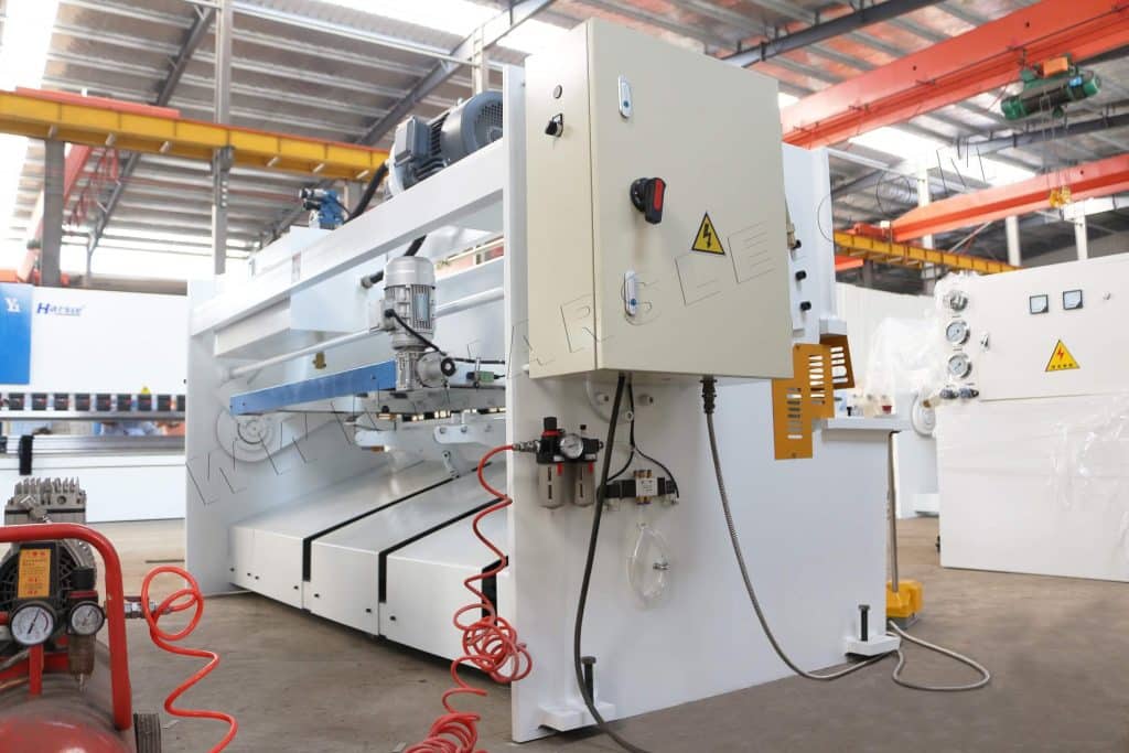 4 Tips You Need to Know About Swing Beam Shearing Machines 3 Hydraulic shearing machine structure