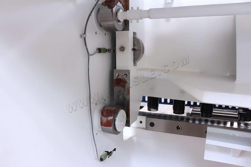 6 Tips Shearing Machine Operator Needs to Know 10 6 Tips Shearing Machine Operator Needs to Know